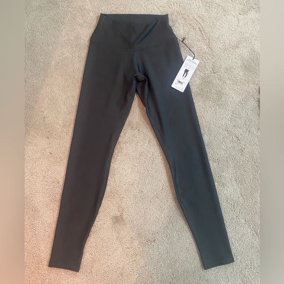 NWT Alo High-Waist Airlift Legging in Anthracite Size Small - Picture 3 of 5
